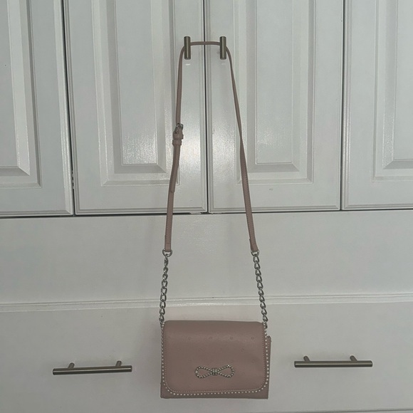 Betsy Johnson Crossbody purse - Picture 2 of 3